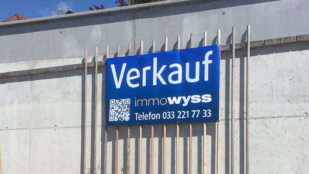 Digitaldruck 4-farbig mit Saum rundum und Ösen