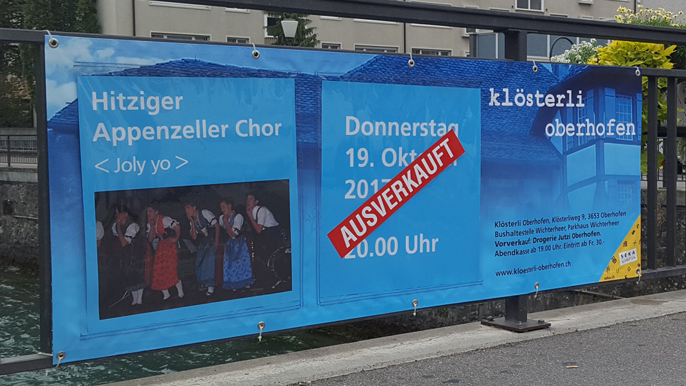 Digitaldruck 4-farbig, mit aufgeschweisster Sichttasche