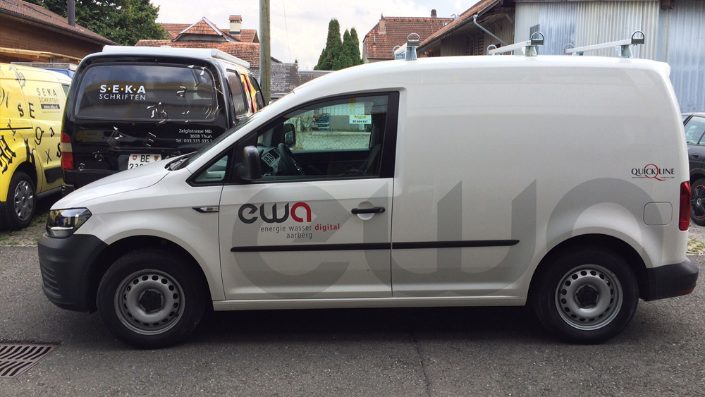 In Einzelbuchstaben beschriftet