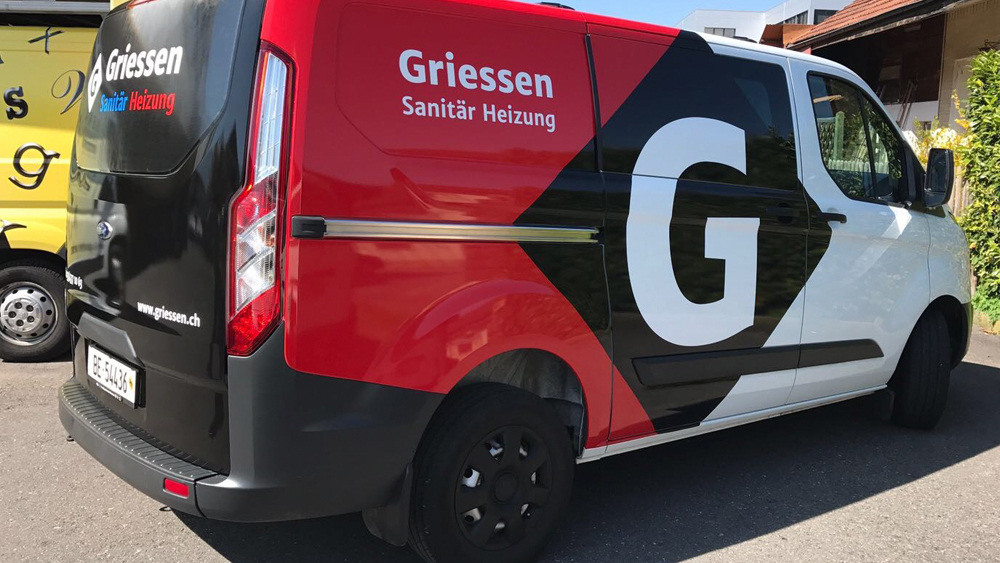 Teilfolierung von Heck und beiden Seiten